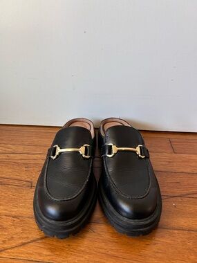 Women's 6.5 Black Leather Slip On Loafers- Madewell